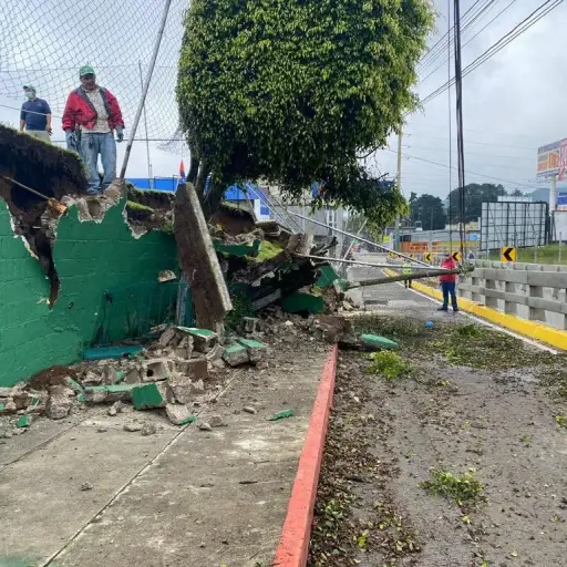 muro-estadio-san-lucas-1.jpg ,