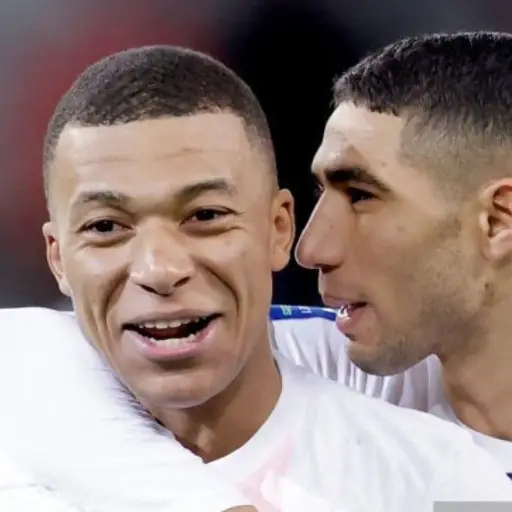 mbappe-hakimi-2.jpg ,