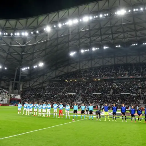 sancionan-estadio-marsella-septiembre-2022-1.jpg ,