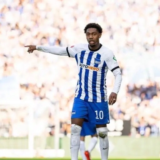 jean-paul-boetius-cancer-testicular-septiembre-2022.jpg ,