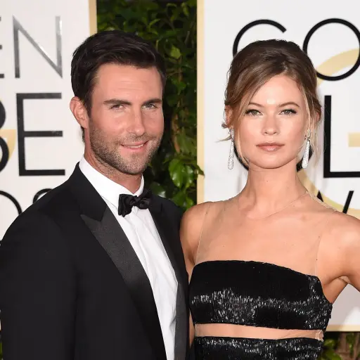 adamlevine-2bff3c1d4f59e831f1aeb3332bdc3165-scaled-1.jpg ,