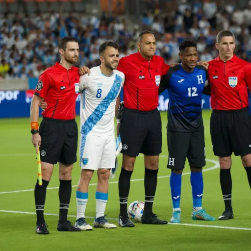 rodrigo-saravia-romell-quioto-capitanes.jpg ,