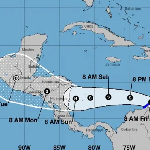 ciclon-tropical-trece-conred.jpg ,