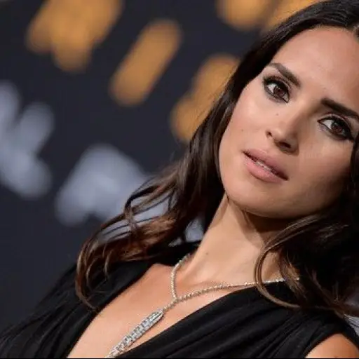 adria-arjona-1.jpeg ,