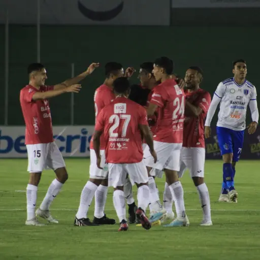 Antigua-GFC-vs-Santa-Lucia-2.jpeg ,