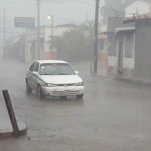 Julia-mientras-avanza-en-Nicaragua-se-degrado-a-tormenta-tropical-.jpg ,