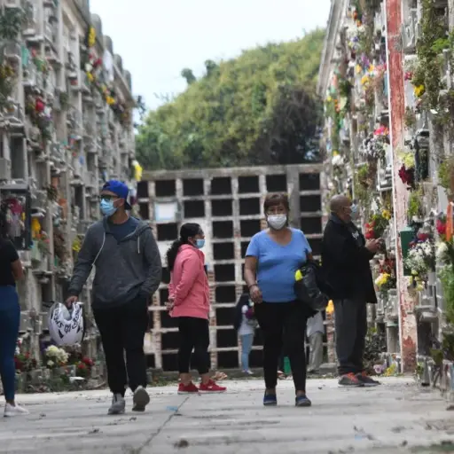 visitas-cementerios-dia-de-los-santos-publinews15-1.jpg ,