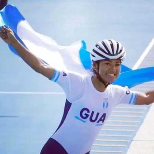 daliasoberaniscampeonaberlinalemania20181-9ee4f876b6b651219100f82741b904cc.jpg ,