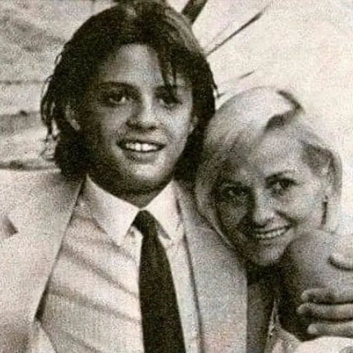 luismiguelymarcelabasteri-7d3592da13f496b5fc4c5e1edcff14ac.jpg ,