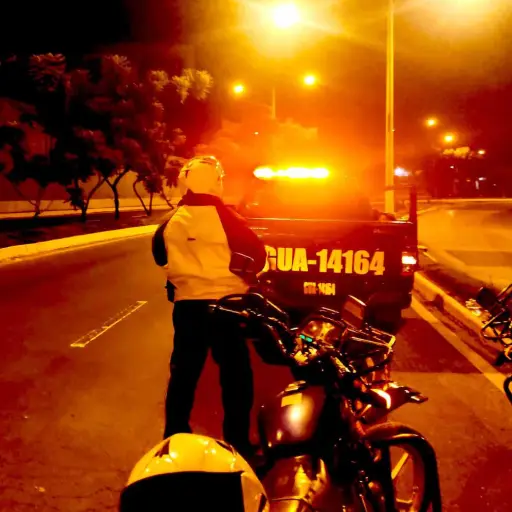 Motorista-muere-tras-deslizarse-en-viaducto-de-Las-Charcas-.jpg ,