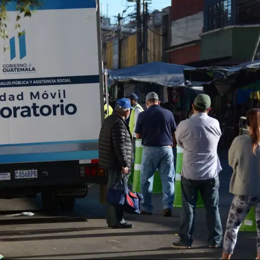 laboratorio-movil-hisopados-pruebas-covid-19-coronavirus-guatemala-julio-2022-3-foto-ministerio-de-salud.jpg ,