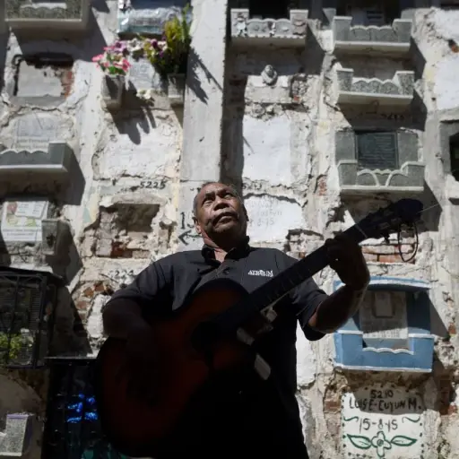 dia-de-todos-los-santos-2022-cementerio-general-8.jpeg ,