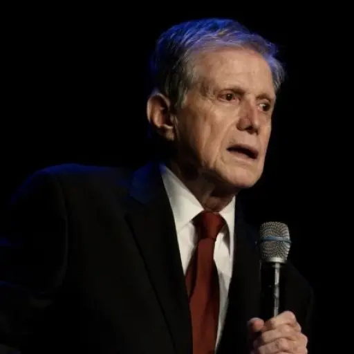 hector-bonilla.jpeg ,