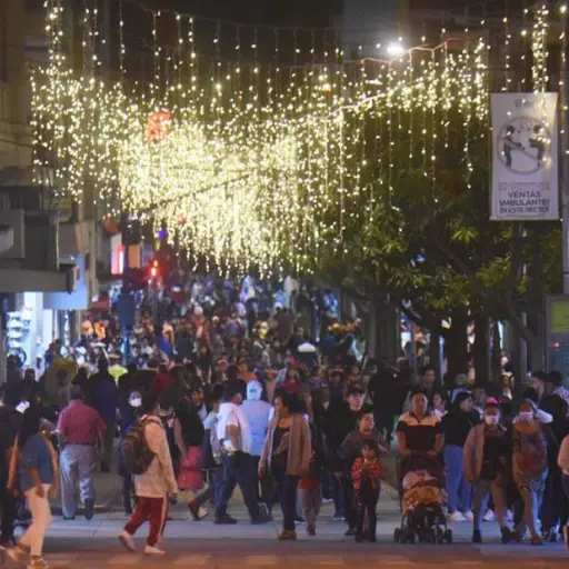 paseo-sexta-guatemaltecos.jpg ,