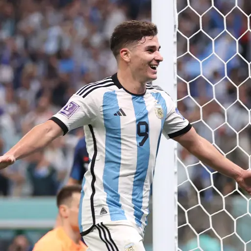 Julian-Alvarez.jpg ,