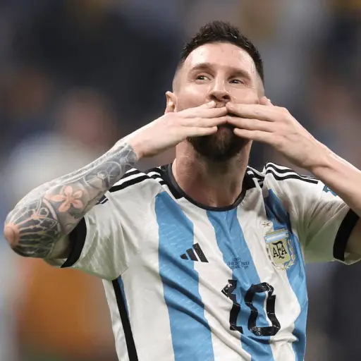 record-messi-qatar-2022-emisoras-unidas-1-2.png ,
