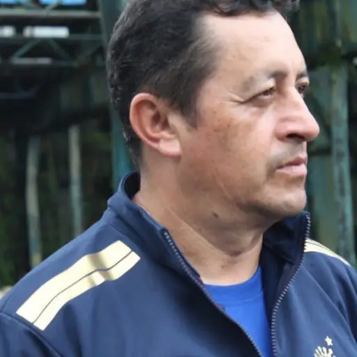 Roberto-Montoya-1.jpg ,