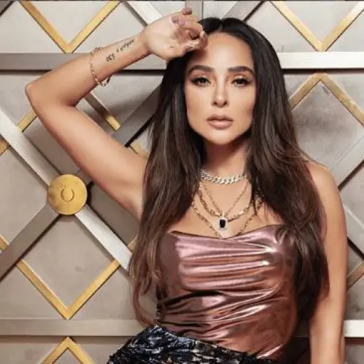 manelyk-publinews.png ,