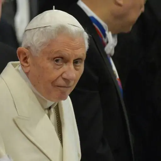 cartadespedidabenedictoxvi2-178407b286878bd449c7ff8211d26e83.jpg ,