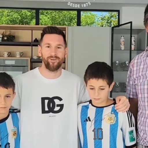 messi-ciudadano-ilustre-2.jpg ,