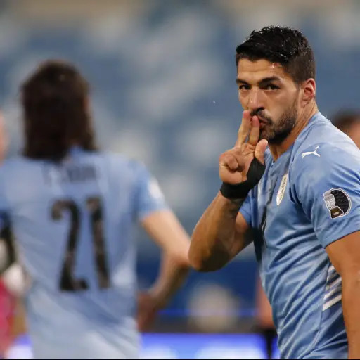 previa-brasil-vs-uruguay-eliminatorias-sudamericanas-publinews-1-scaled-1.jpg ,