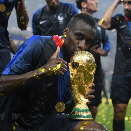 Se-retira-Blaise-Matuidi-1-scaled-1.jpg ,