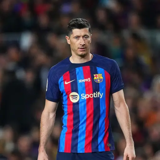 lewandowski-sancionado-scaled-1.jpg ,