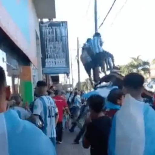 accidentes-festejos-argentina-mundial-qatar-2022-emisoras-unidas-1-1.png ,