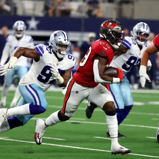 bucaneers-cowboys.jpg ,