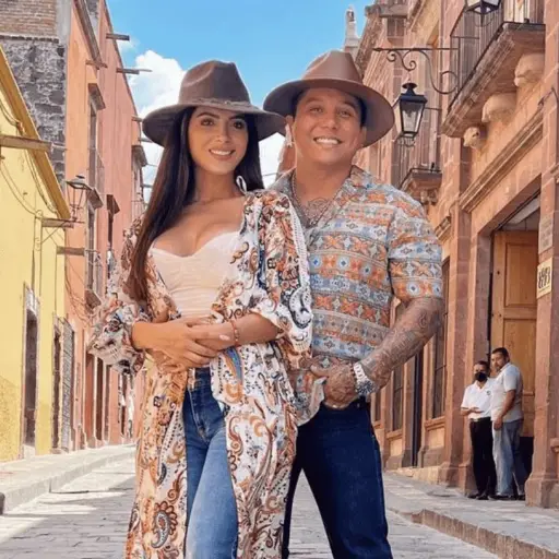 Kimberly-Flores-Edwin-Luna-.png ,