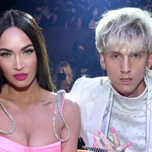 Megan-Fox-Machine-Gun-Kelly-Halloween-polemica.jpg ,