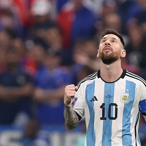 lionel-messi-se-solidariza-con-ninos-de-turquia-y-siria-febrero-2023.jpg ,