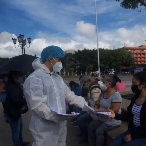 pruebas-covid-19-hisopados-plaza-constitucion-publinews7.jpg ,