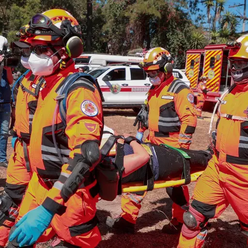 Mas-de-800-mil-personas-evacuadas-en-el-macrosimulacro-de-la-ciudad-.jpg ,