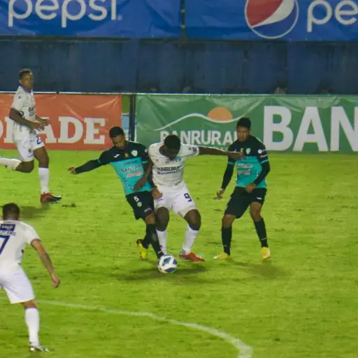 Comunicaciones-vs-Antigua-GFC-2-1.jpeg ,