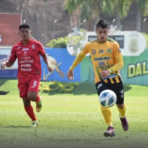 carlos-figueroa-pronunciamientos-por-huegos-al-medio-dia-clausura-2023.jpg ,