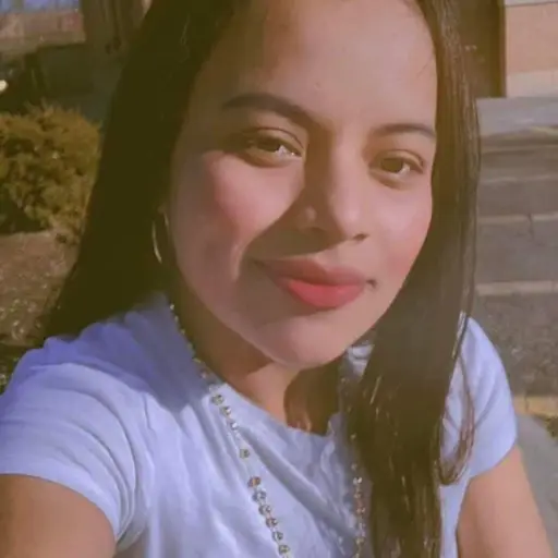 reyna-migrante-guatemalteca-chicago-febrero-2023.jpg ,