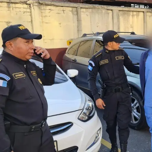 Pandillero-vestido-de-enfermero-pretendia-rescatar-a-complices.jpeg ,