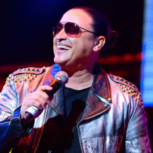elviscrespo-c1c82d7dd9f88393e968d7d53feb3a60.jpg ,