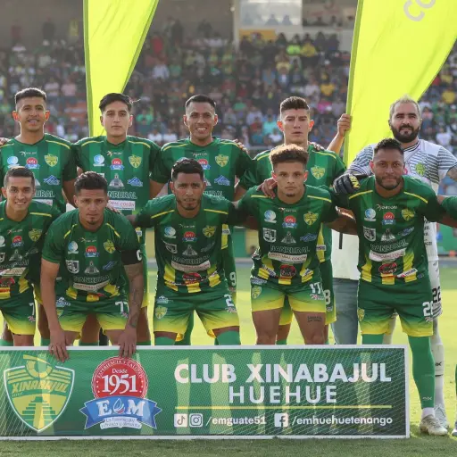 xinabajul-le-quita-invicto-a-comunicaciones-marzo-2023-1.jpg ,