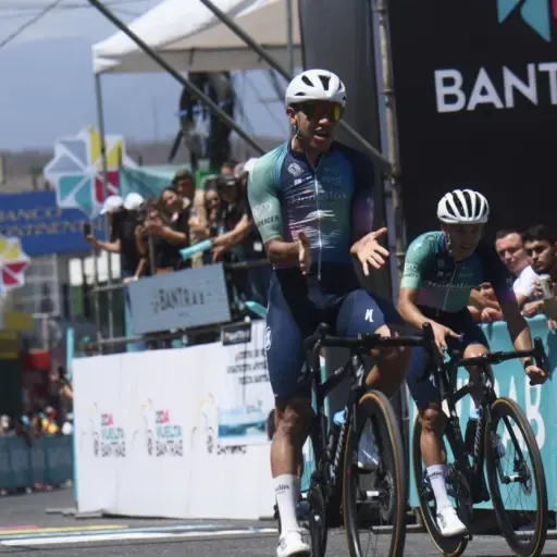 Javier-Jamaica-gana-la-tercera-etapa-de-la-Vuelta-Bantrab-2023.jpeg ,
