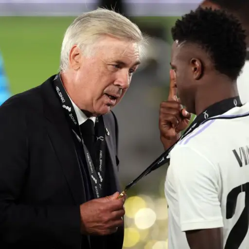 ancelotti-vinicius.jpg ,
