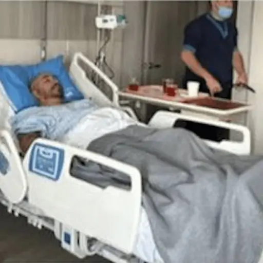 lupillo-rivera-hospital.png ,