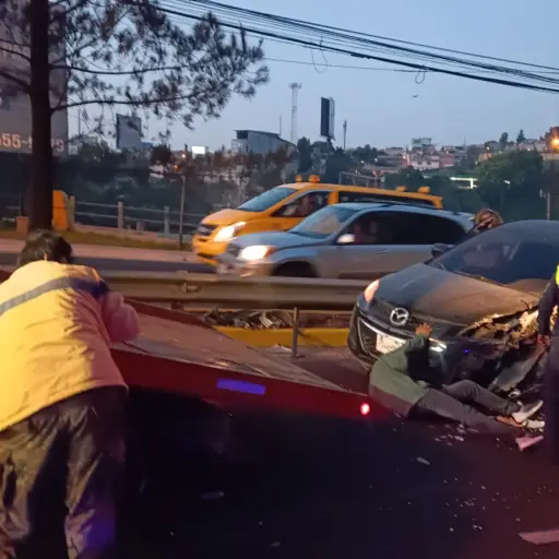 Accidente-carril-reversible-abril-2023-1.jpg ,