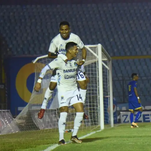 Comunicaciones-derrota-a-Santa-Lucia-jornada-18-torneo-clausura-2023-2.jpeg ,
