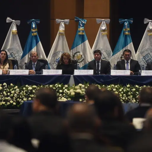 Magistrados-del-TSE-firman-acuerdo-11-abril-2023.jpeg ,