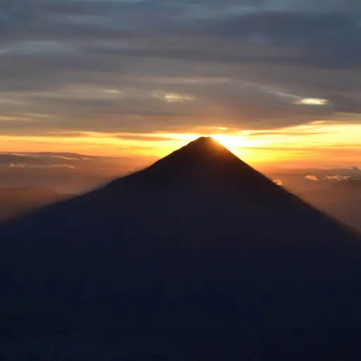 Ascenso-de-volcanes-durante-Semana-Santa-Marzo-2023-1.jpg ,