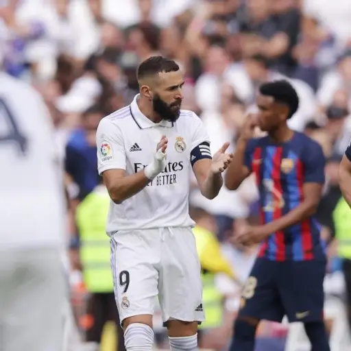 karim-benzema-se-acerca-a-los-goleadores-de-la-liga-abril-2023.jpg ,