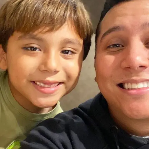 edwin-luna-y-su-hijo.jpg ,