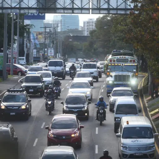 consejos-seguridad-casa-carretera-antes-salir-viaje-semana-santa-publinews-8.jpg ,